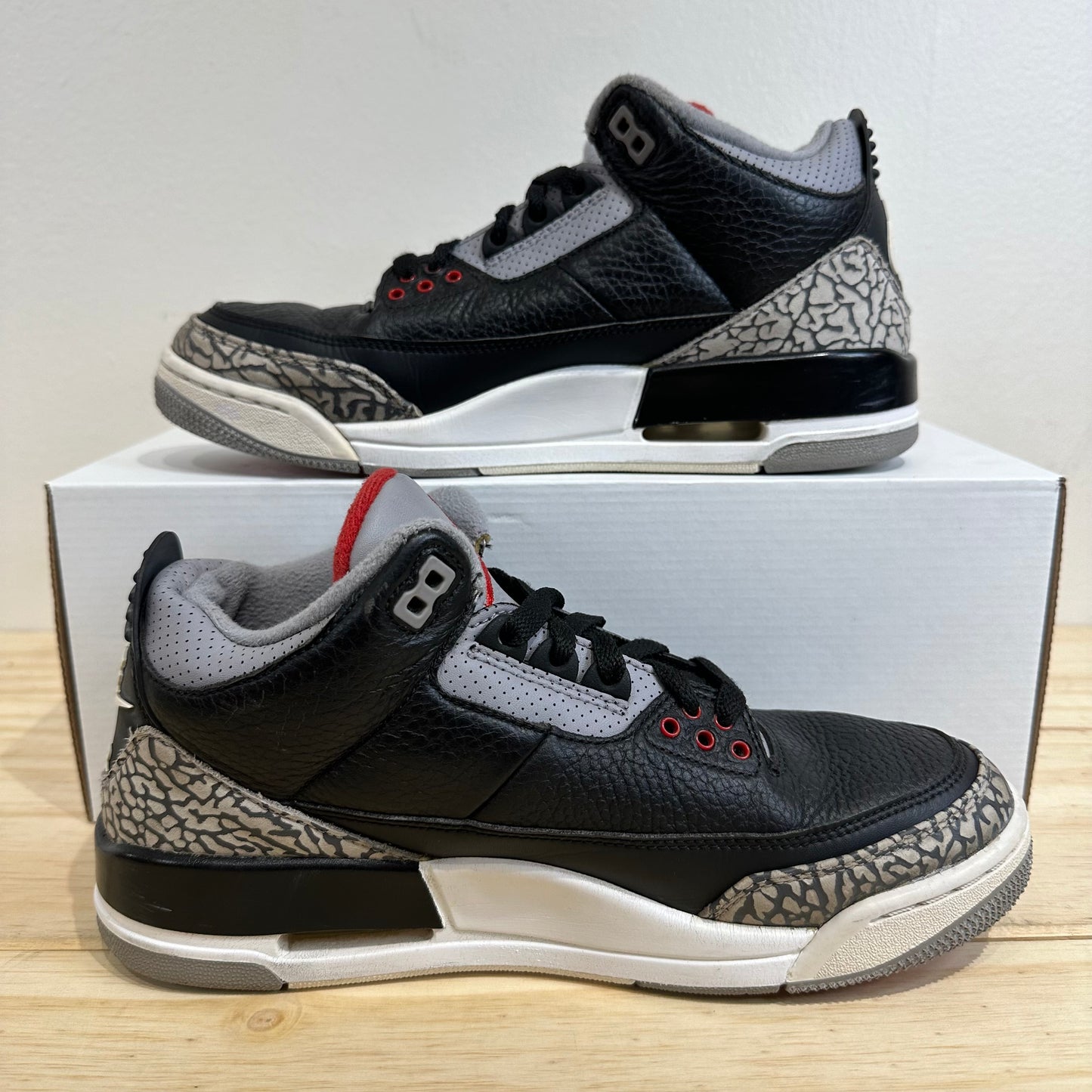 Air Jordan 3 Retro Black Cement Sz 8