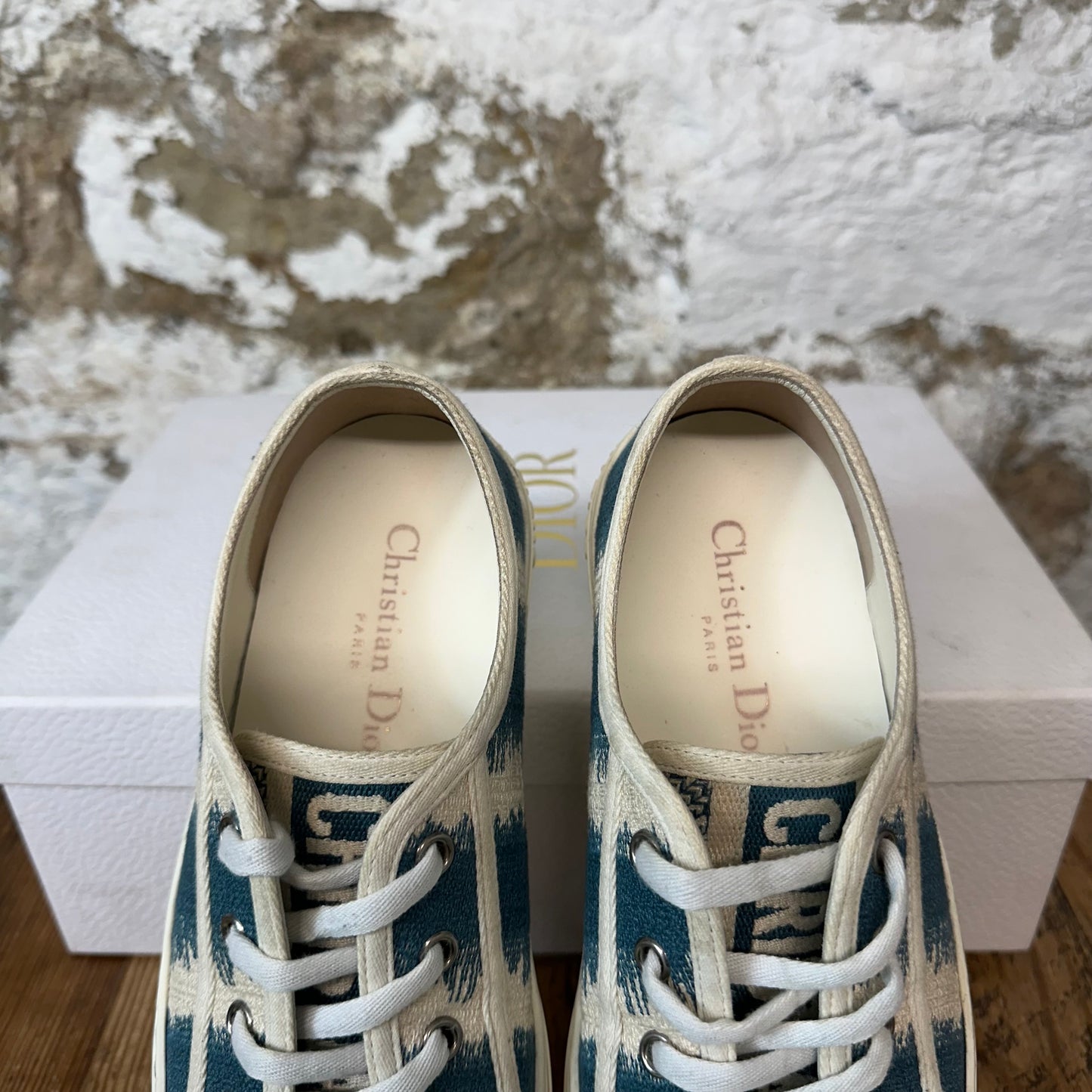 Dior Walk N Dior Blue White Stripe Sneaker Sz 5 (37)