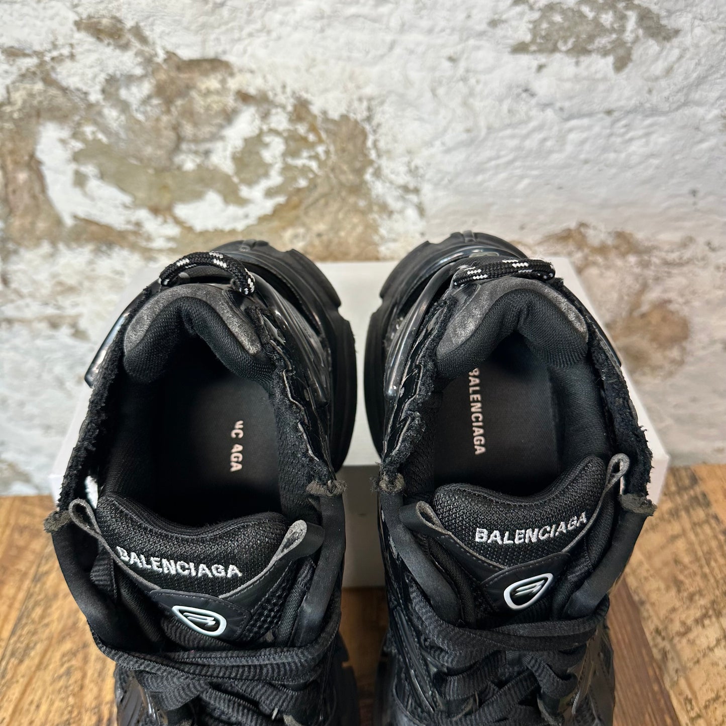 Balenciaga Runner Triple Black Sneaker Sz 9 (42)