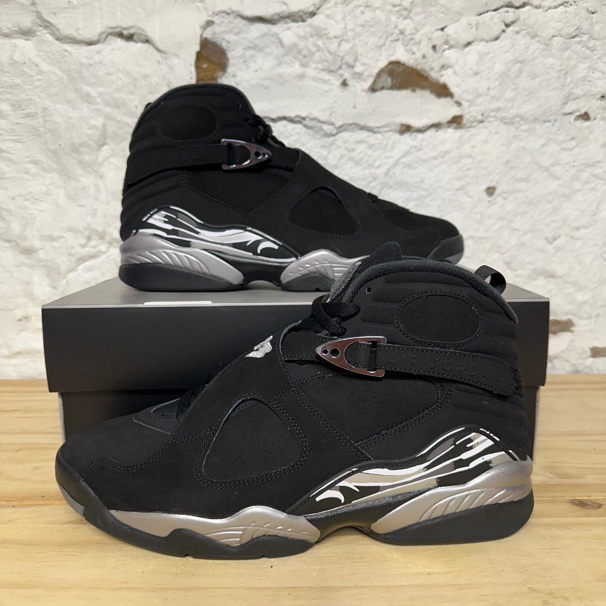 Air Jordan 8 Chrome (2026) Sz 10.5 DS