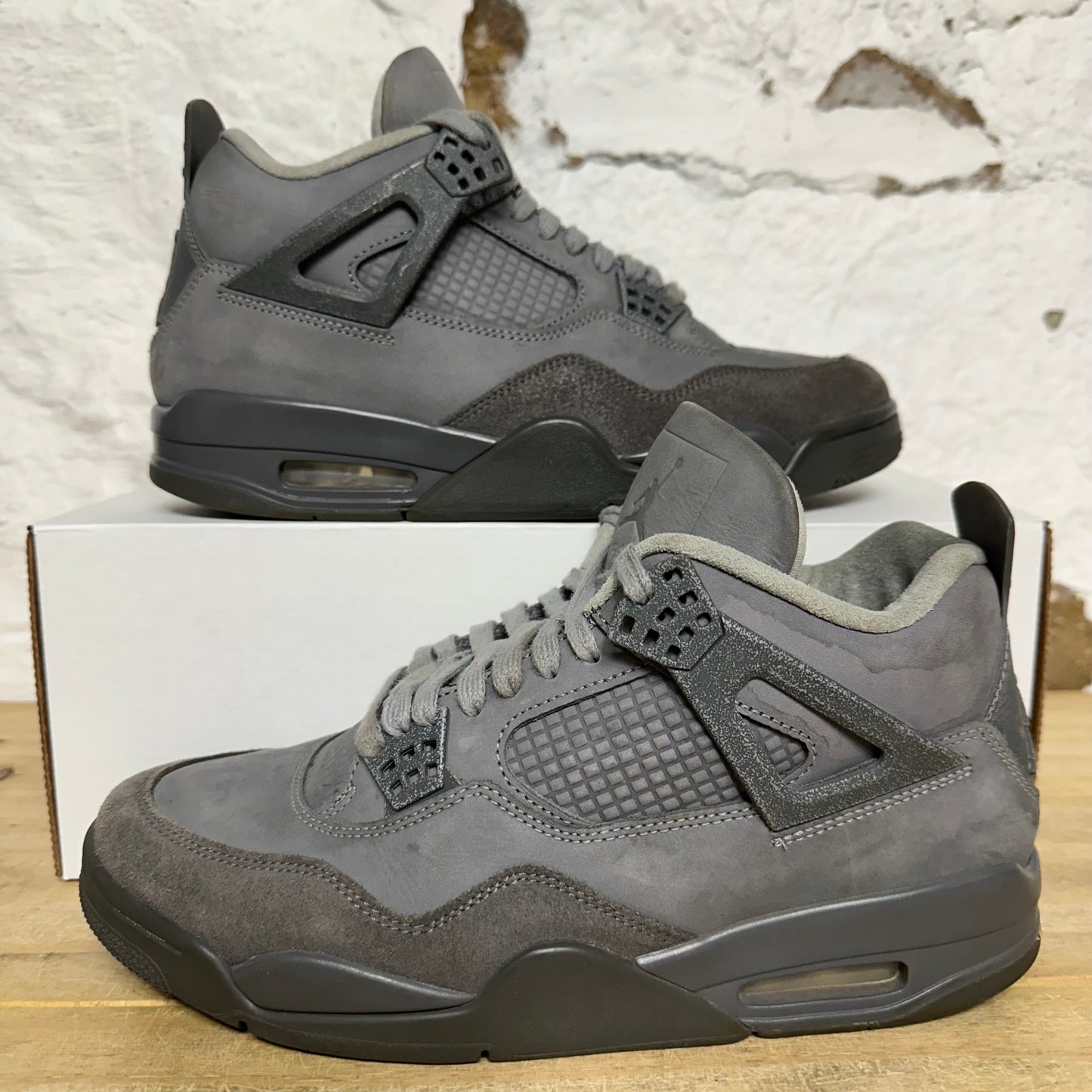 Air Jordan 4 Wet Cement Sz 9