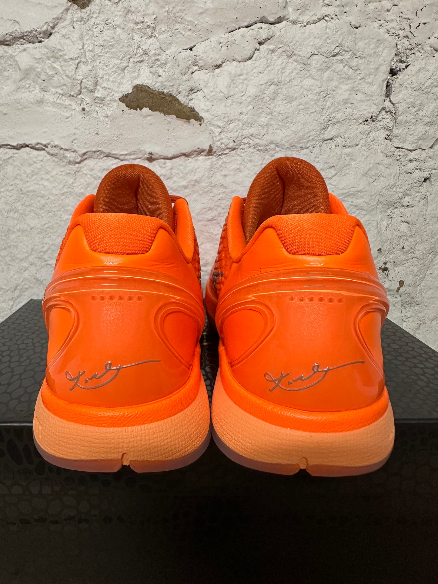 Nike Kobe 6 Total Orange Sz 11