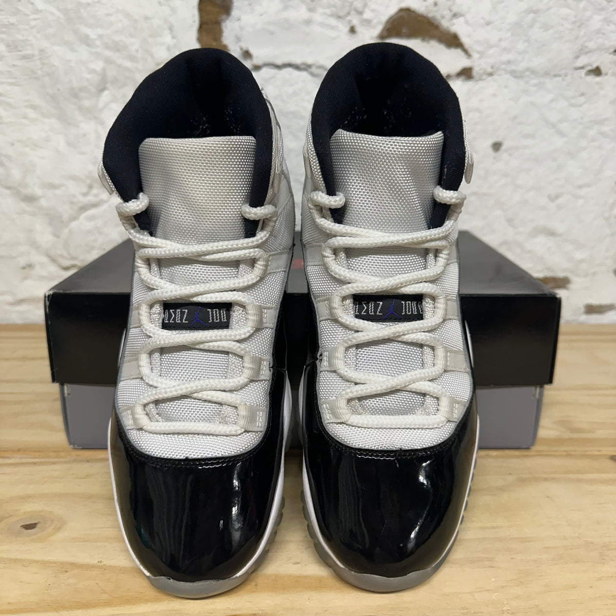 Air Jordan 11 High Concord (2018) Sz 8