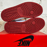 Air Jordan 1 High Varsity Red Sz 10(11.5W)