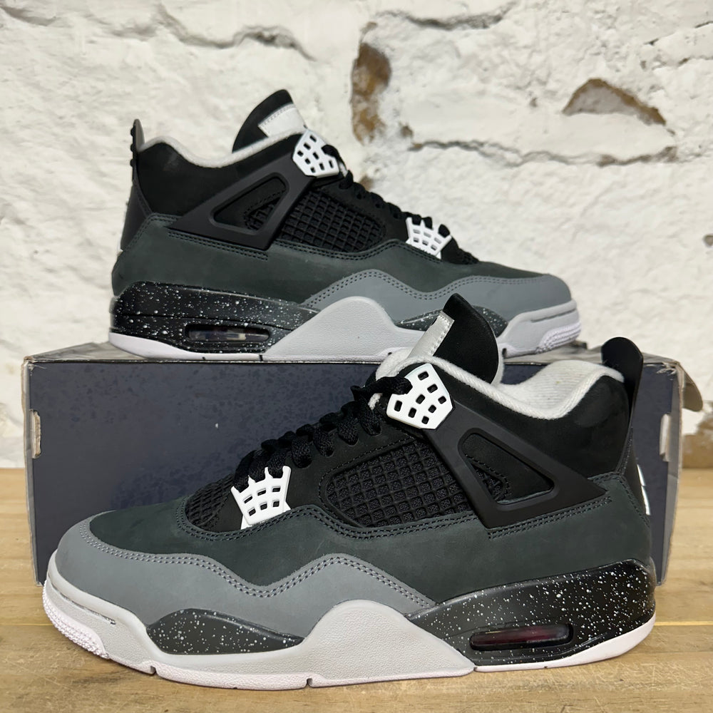 Air Jordan 4 Fear (2024) Sz 9.5