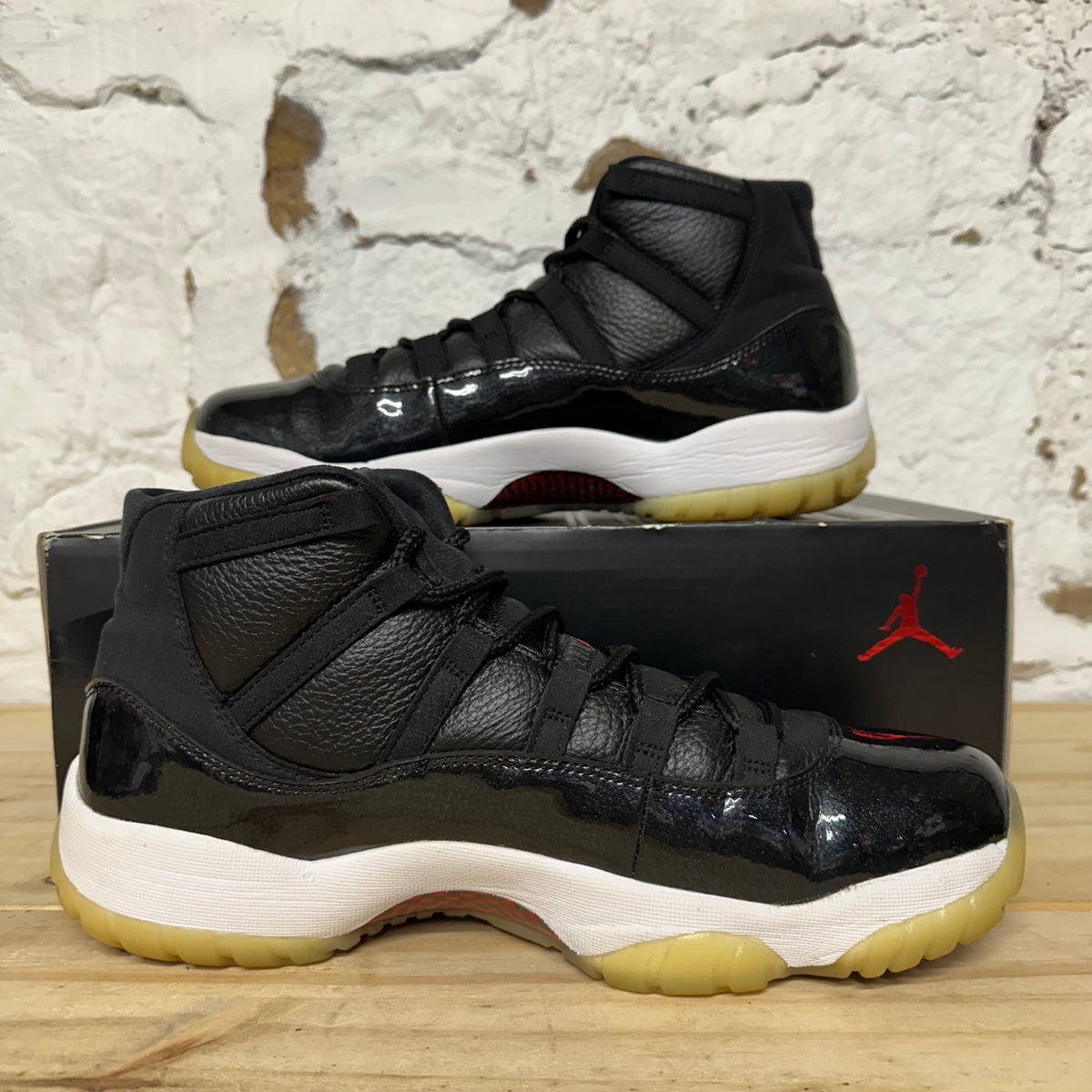 Air Jordan 11 High 72-10 Sz 12