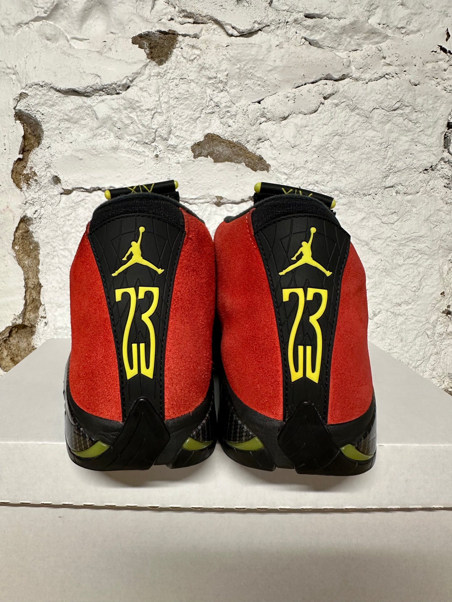 Air Jordan 14 Ferrari Sz 8.5