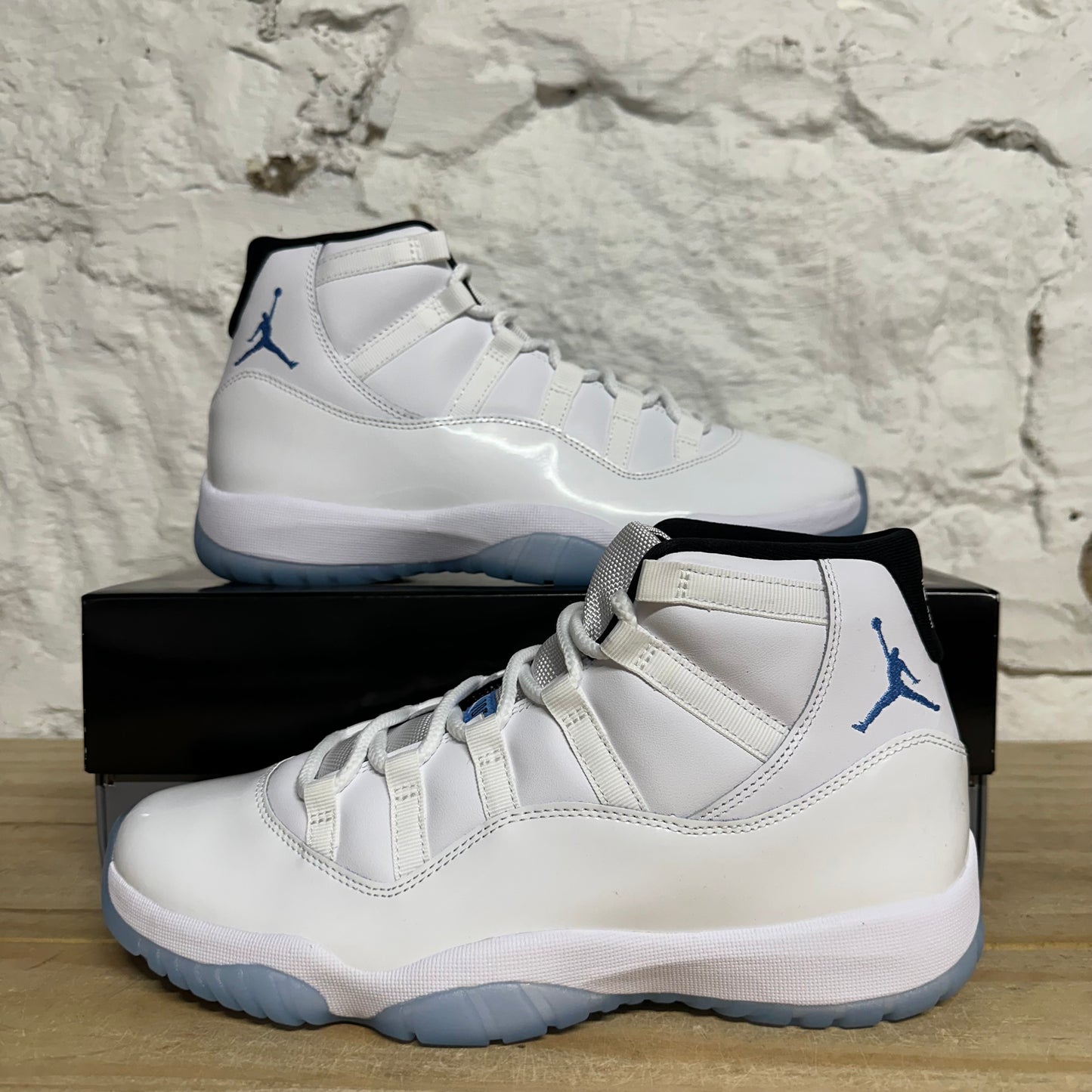 Air Jordan 11 High Legend Blue Sz 10.5 DS