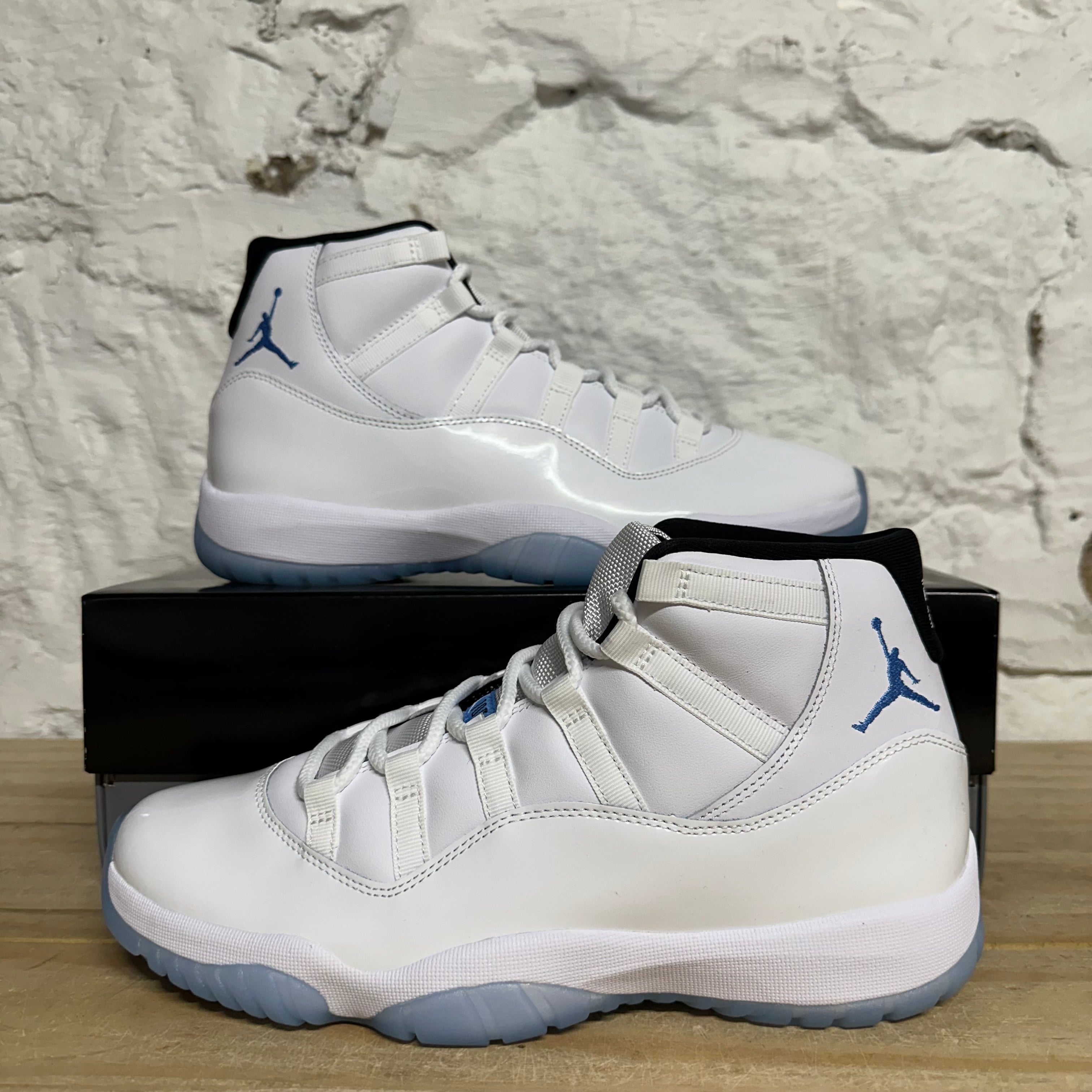 Air Jordan 11 High Legend Blue Sz 10.5 DS