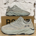 Yeezy 700 Salt Sz 11