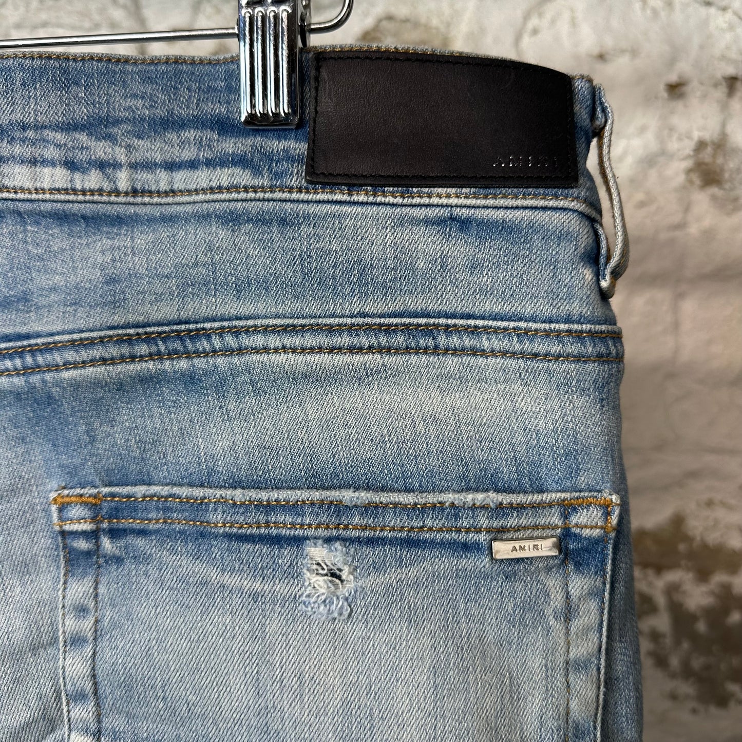 Amiri Old English Spell Blue Denim Jeans Sz 34