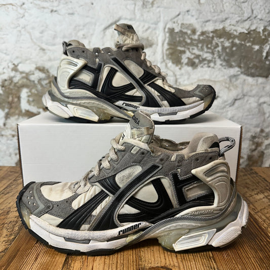 Balenciaga Runner Triple Grey Wear Away Sneaker Sz 7 (40)