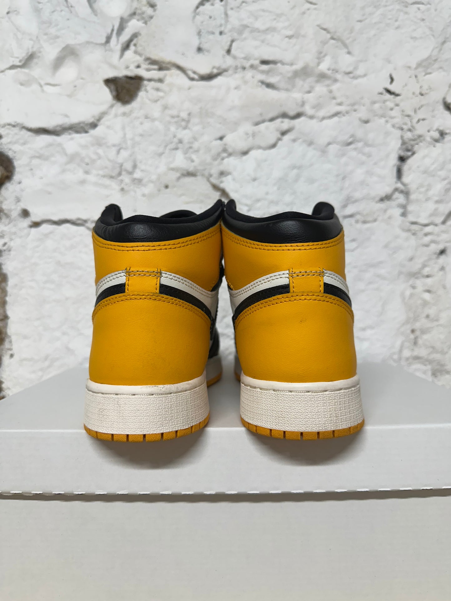 Air Jordan 1 Taxi Sz 6.5Y
