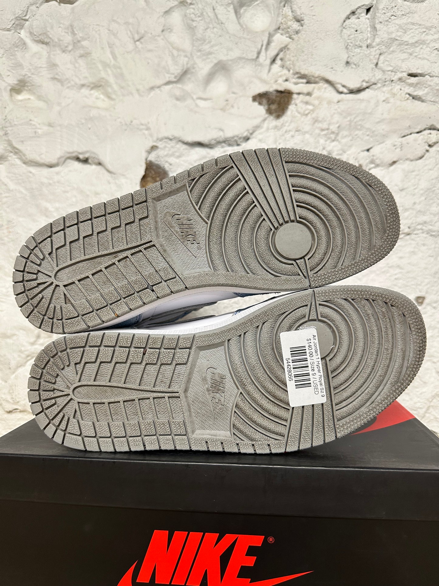 Air Jordan 1 High Hyper Royal Sz 9