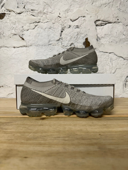 Nike Vapormax Pale Grey Sz 10