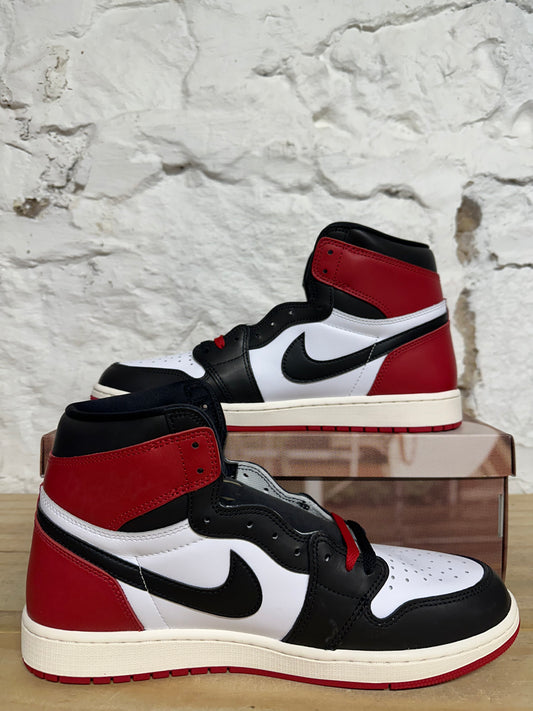 Air Jordan 1 Black Toe Reimagined Sz 12 DS