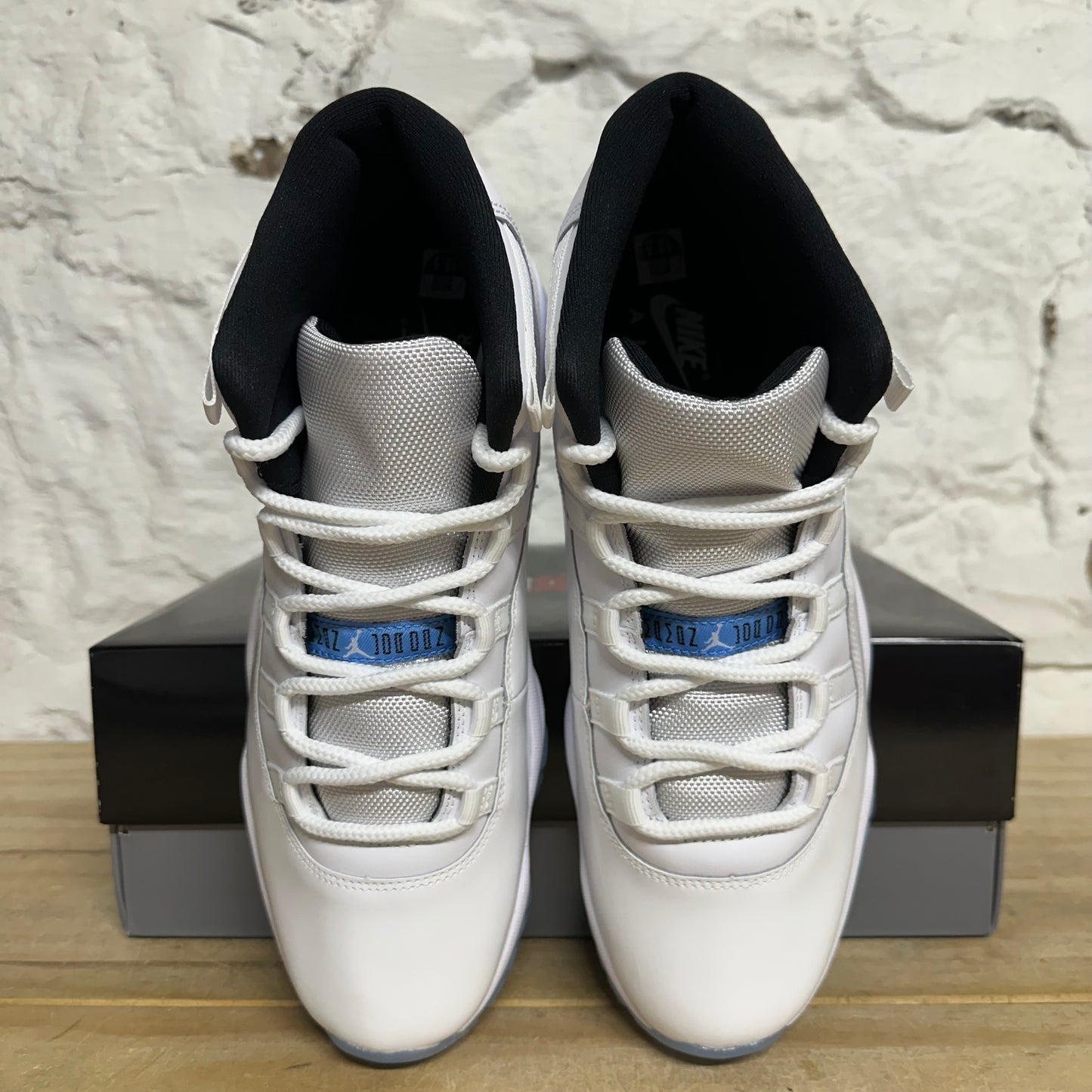 Air Jordan 11 High Legend Blue Sz 10.5 DS
