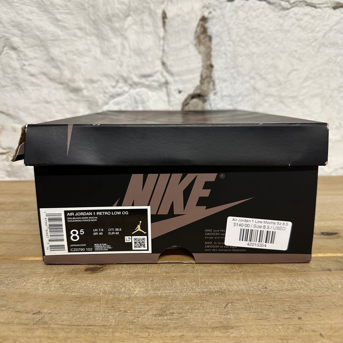 Air Jordan 1 Low Mocha Sz 8.5