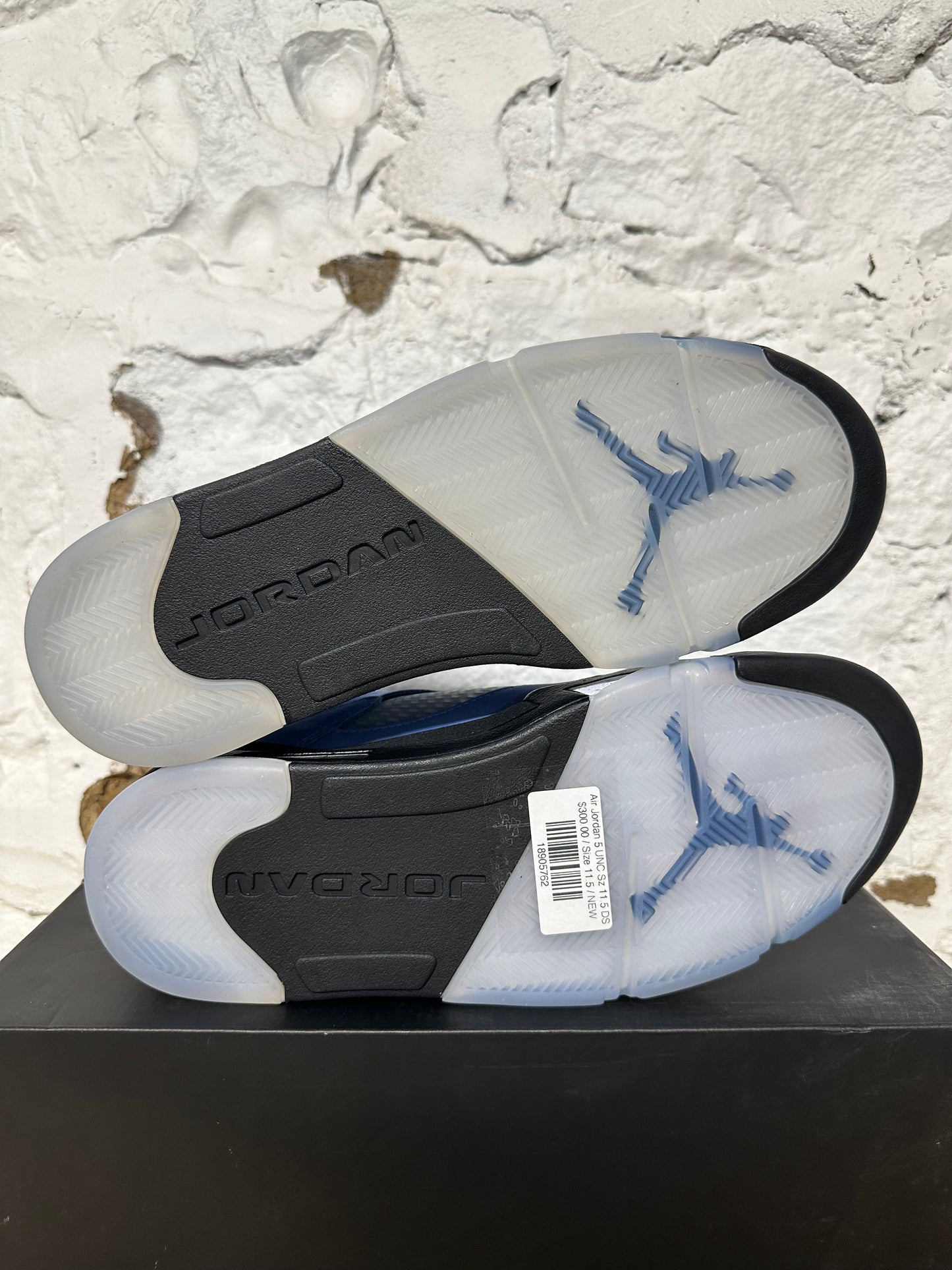 Air Jordan 5 UNC Sz 11.5 DS