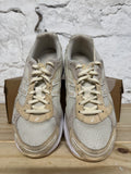 Asics Gel-1130 Cream Sz 6.5 (8W)