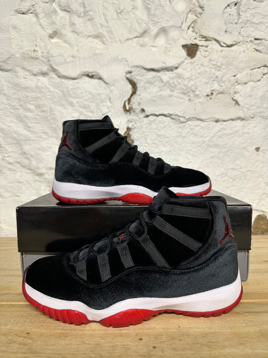 Air Jordan 11 Bred Velvet Sz 8 (9.5W)