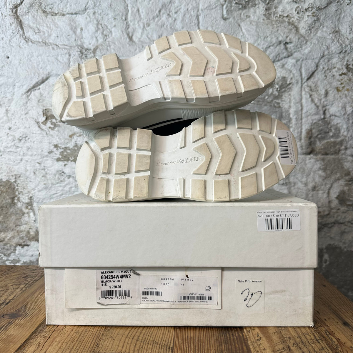 Alexander Mcqueen High Black White Tread Boot Sz 8 (41)