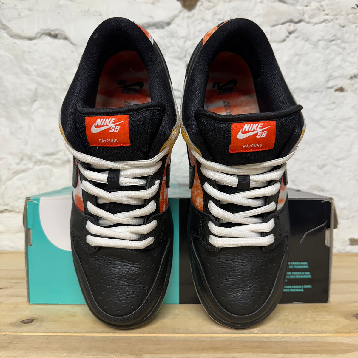 Nike SB Dunk Low Raygun Tie-Dye Black Sz 9.5