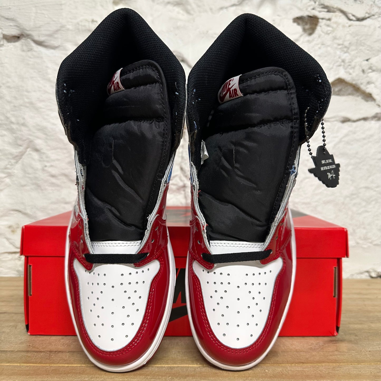 Air Jordan 1 High Fearless UNC Chicago Sz 10.5 DS