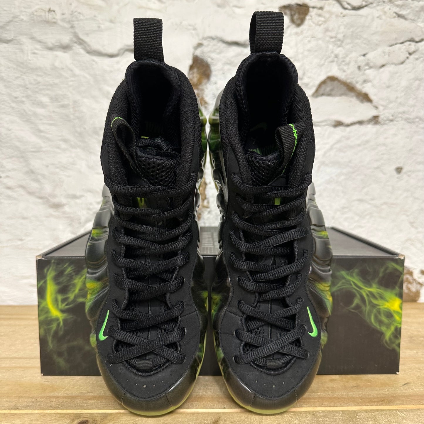Nike Air Foamposite One ParaNorman Sz 9