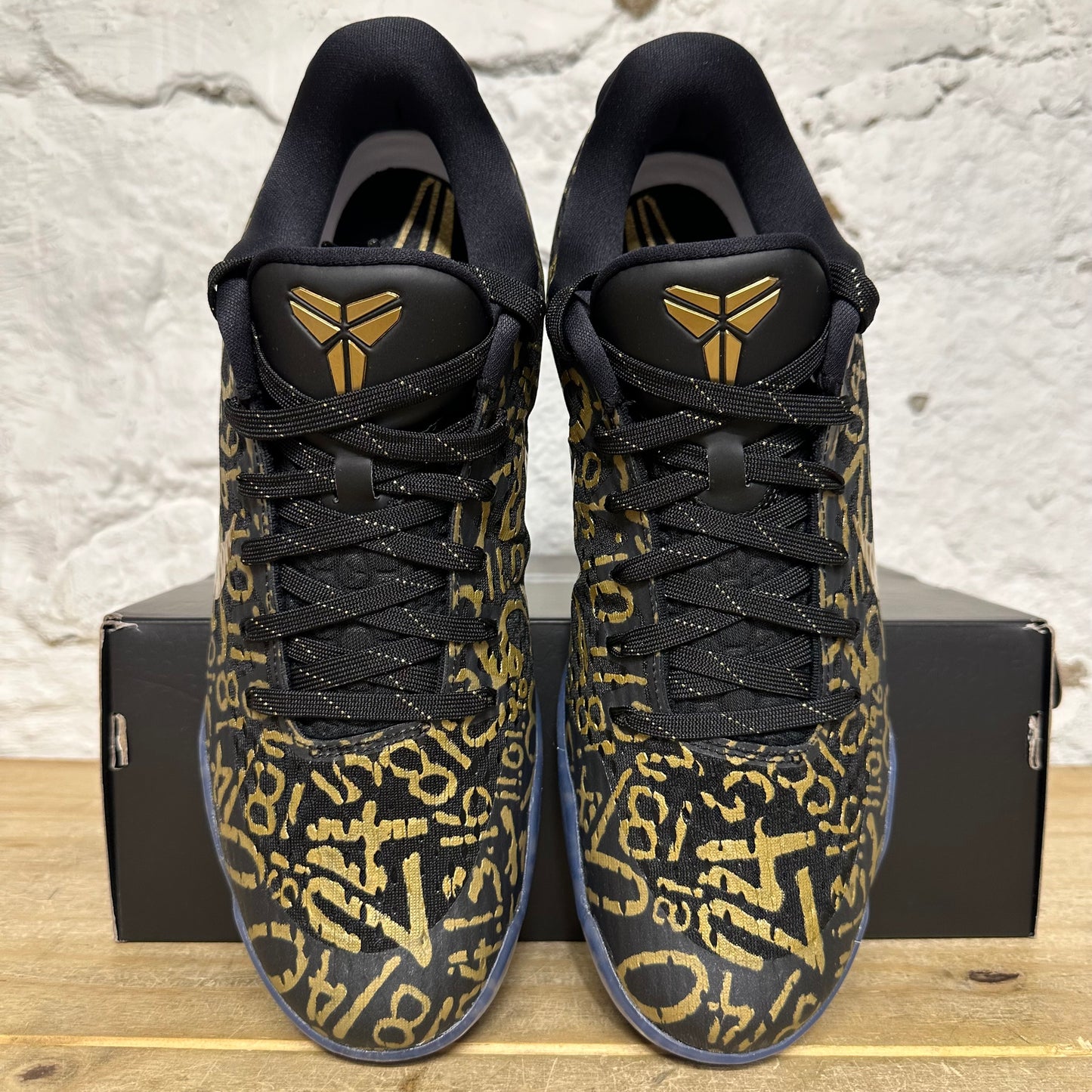 Nike Kobe 11 Mamba Day Sz 11 DS
