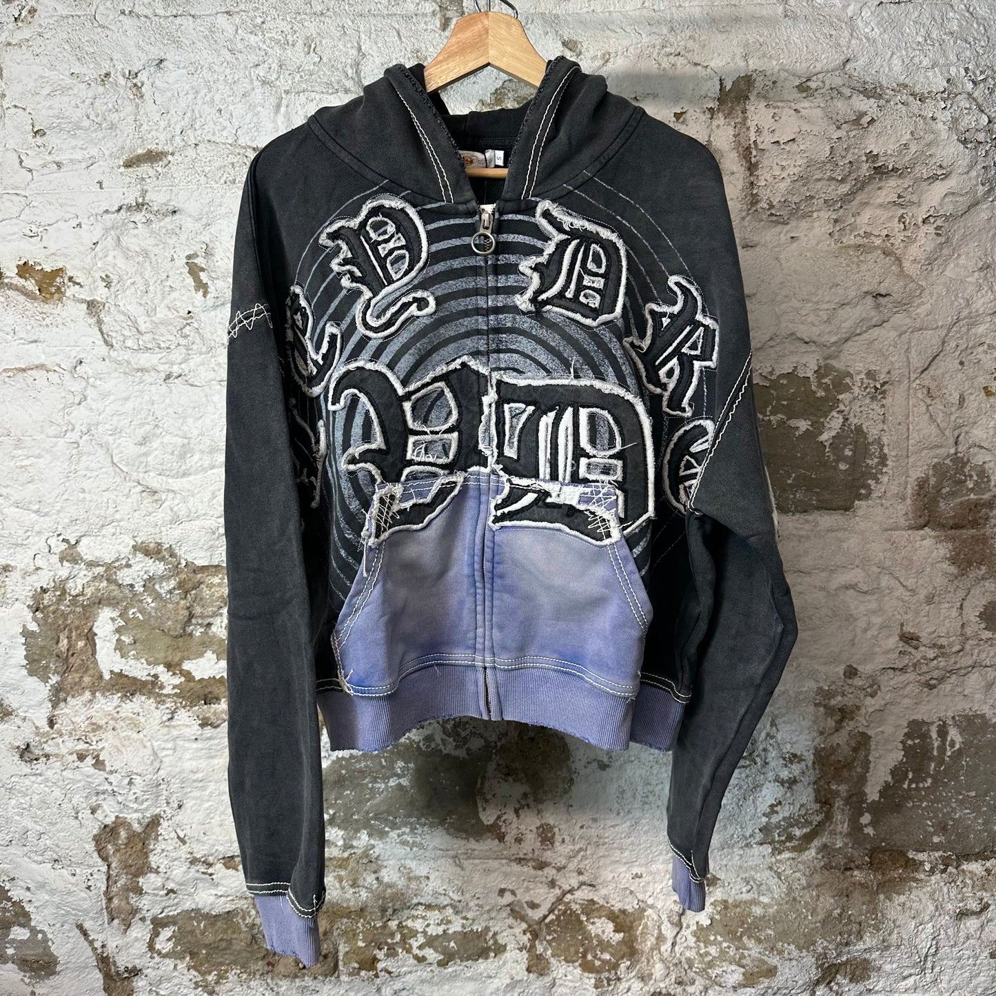 Vale Hypnotiq Black Zip Up Hoodie DS