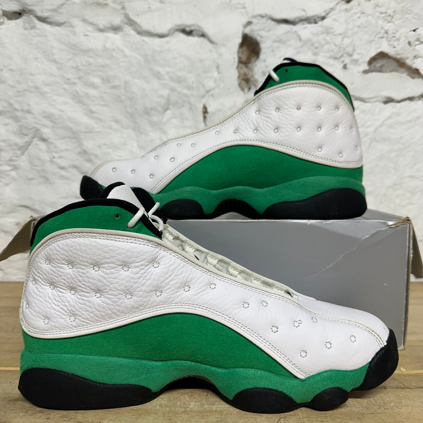 Air Jordan 13 Lucky Green Sz 9.5