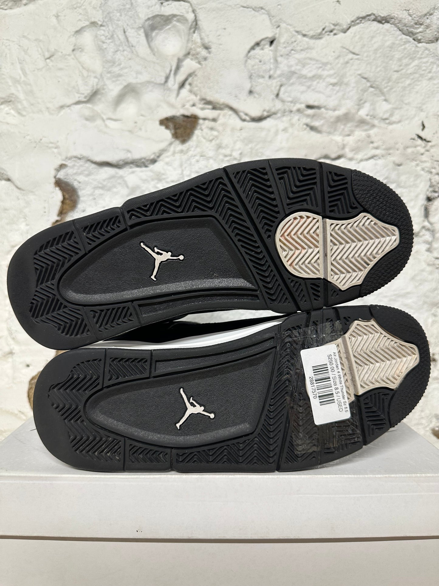 Air Jordan 4 White Thunder Sz 8.5