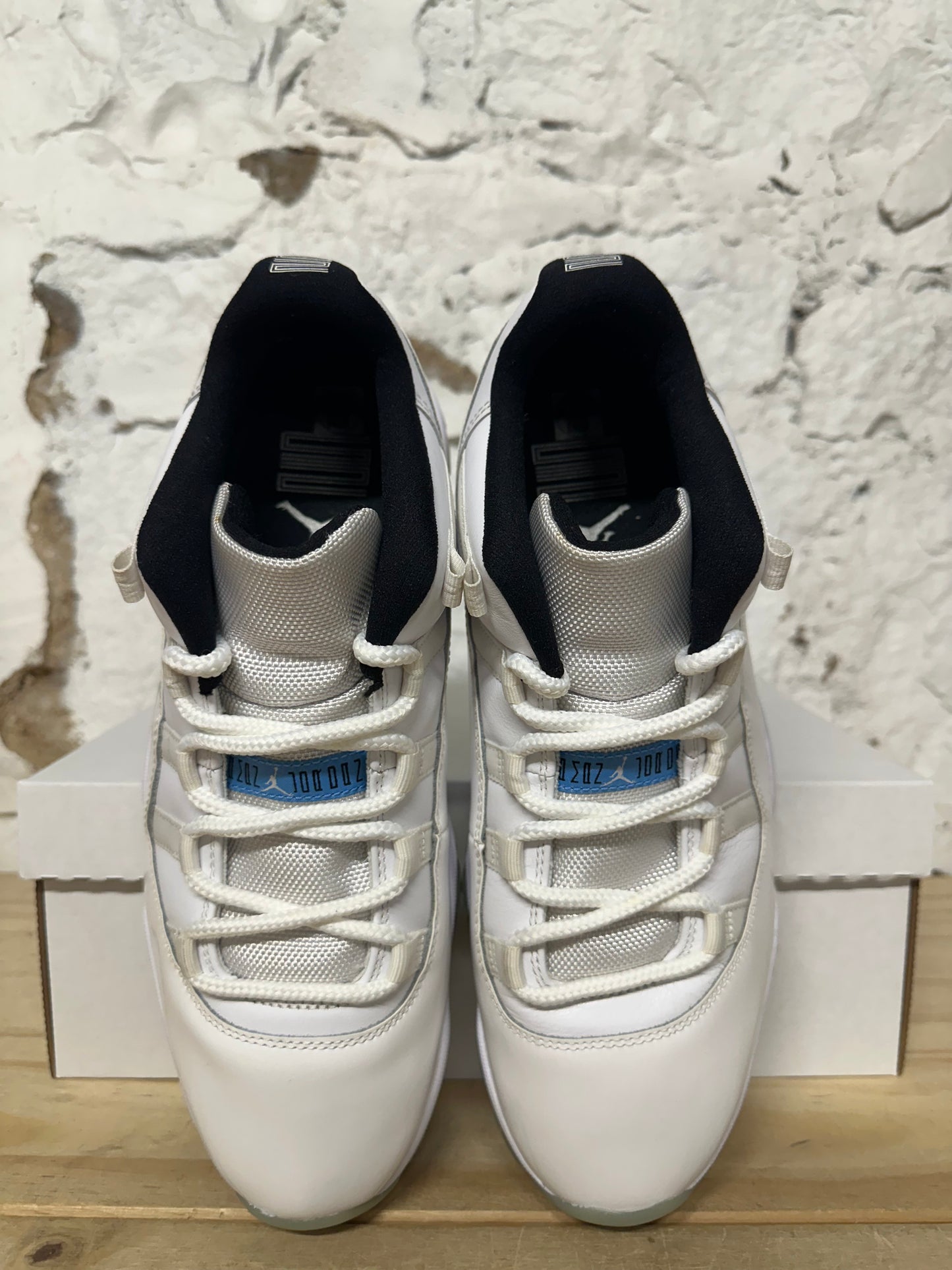 Air Jordan 11 High Legend Blue Sz 10.5