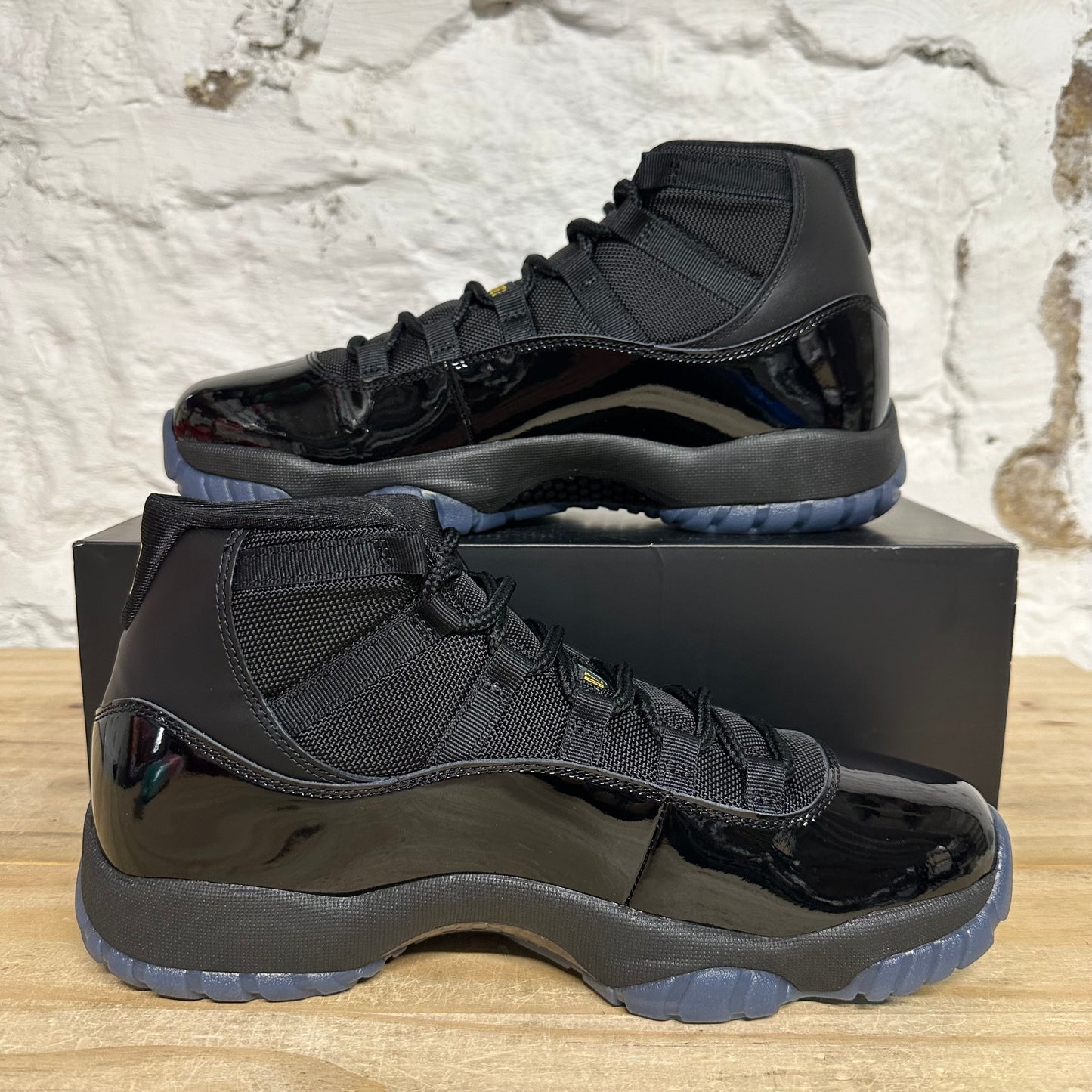 Air Jordan 11 High Gamma Blue Sz 10.5 DS