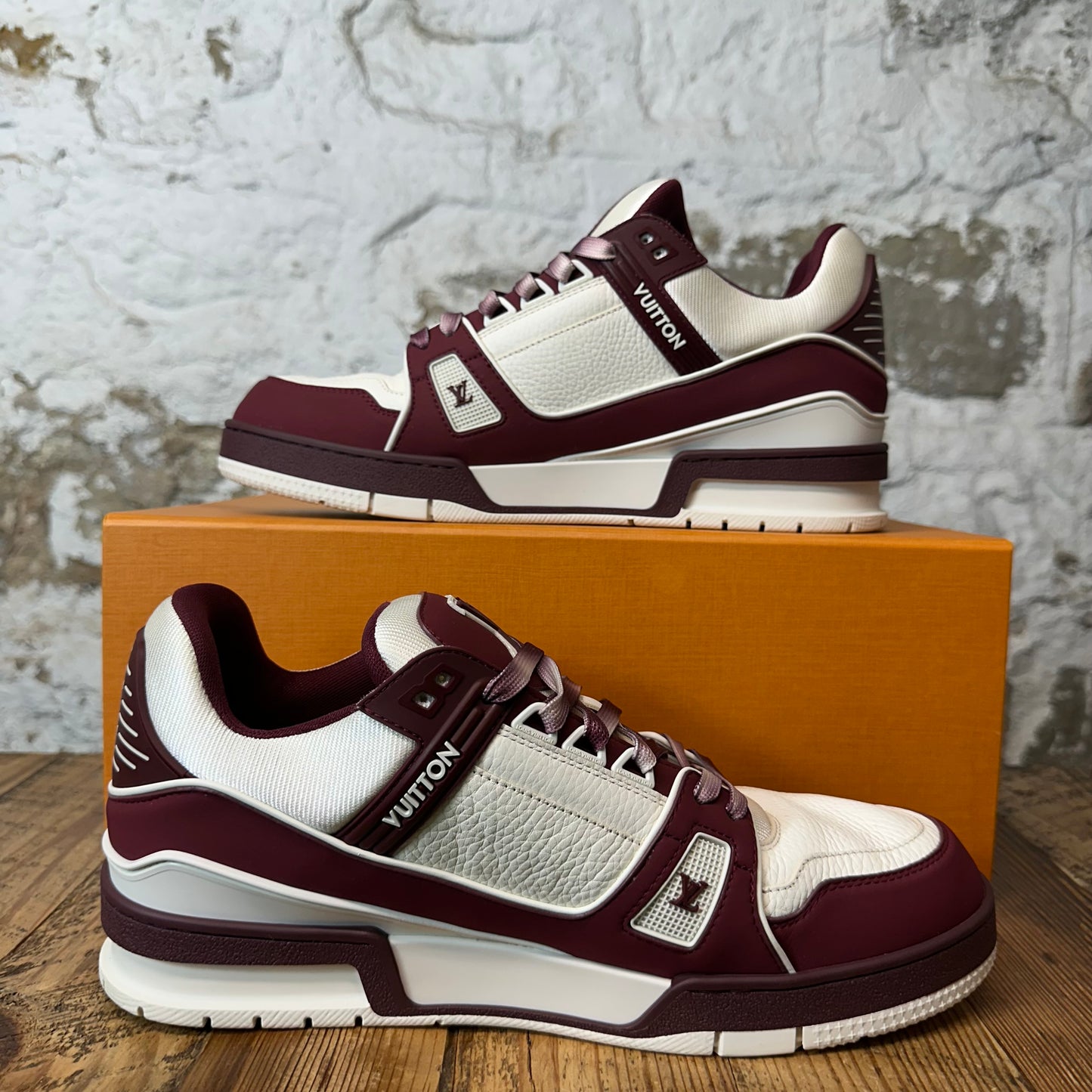 Louis Vuitton Burgundy White Trainer Sneaker Sz 9.5 (8LV)