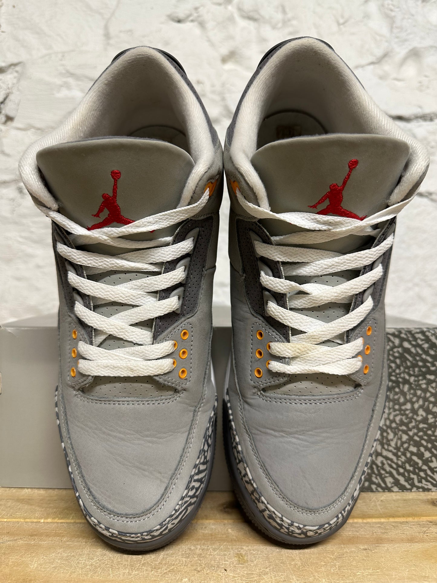 Air Jordan 3 Cool Grey Sz 10.5