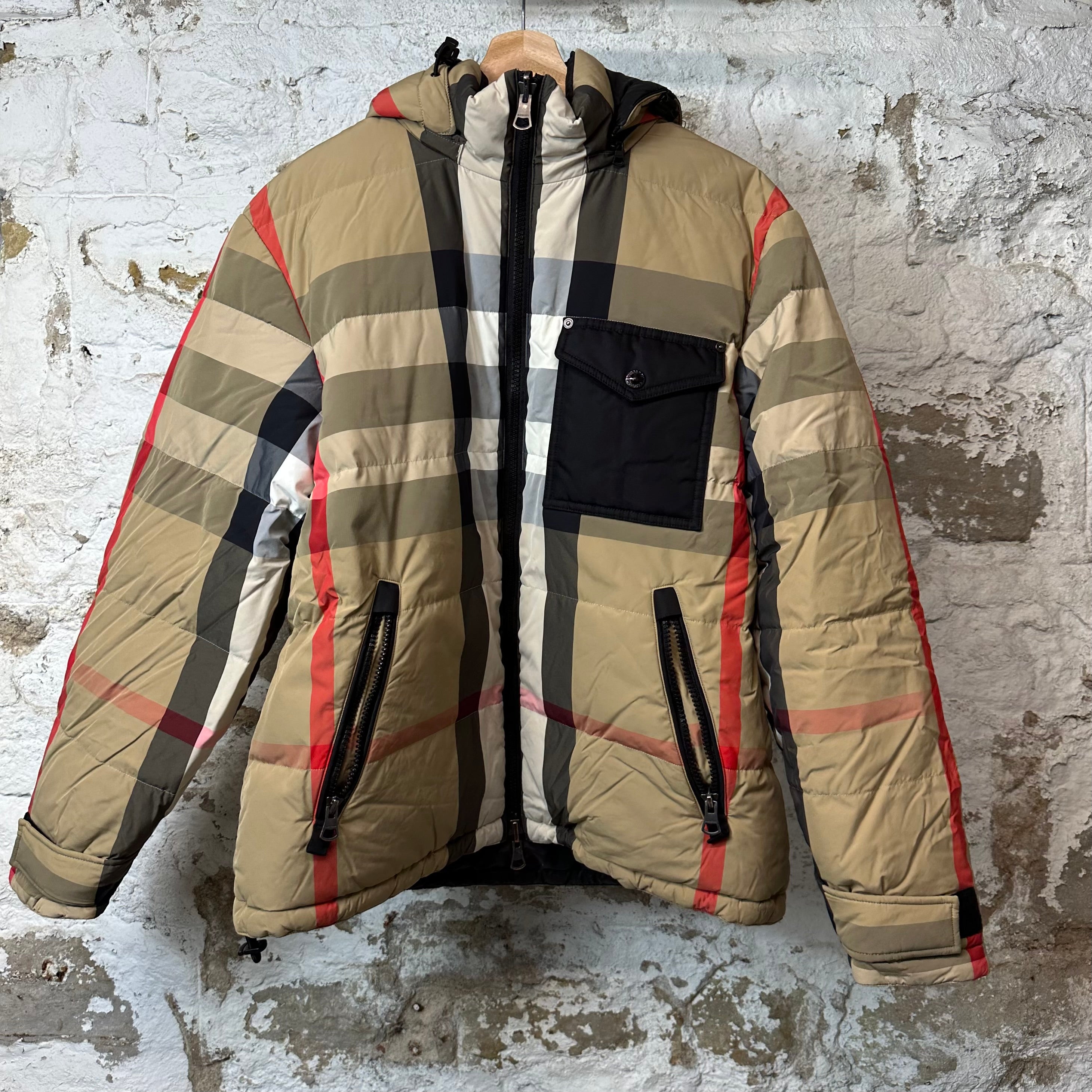 Burberry Plaid Black Reversible Puffer Jacket Sz XL