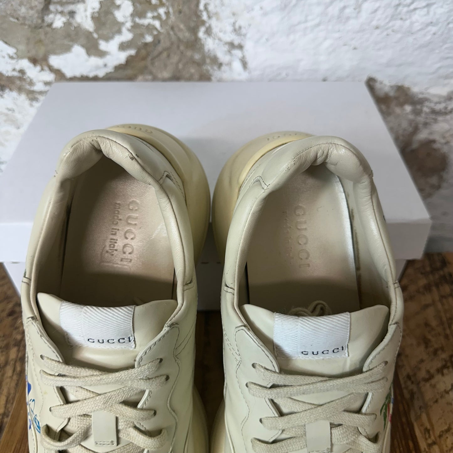 Gucci Rython Hawaii Cream Sneaker Sz 9