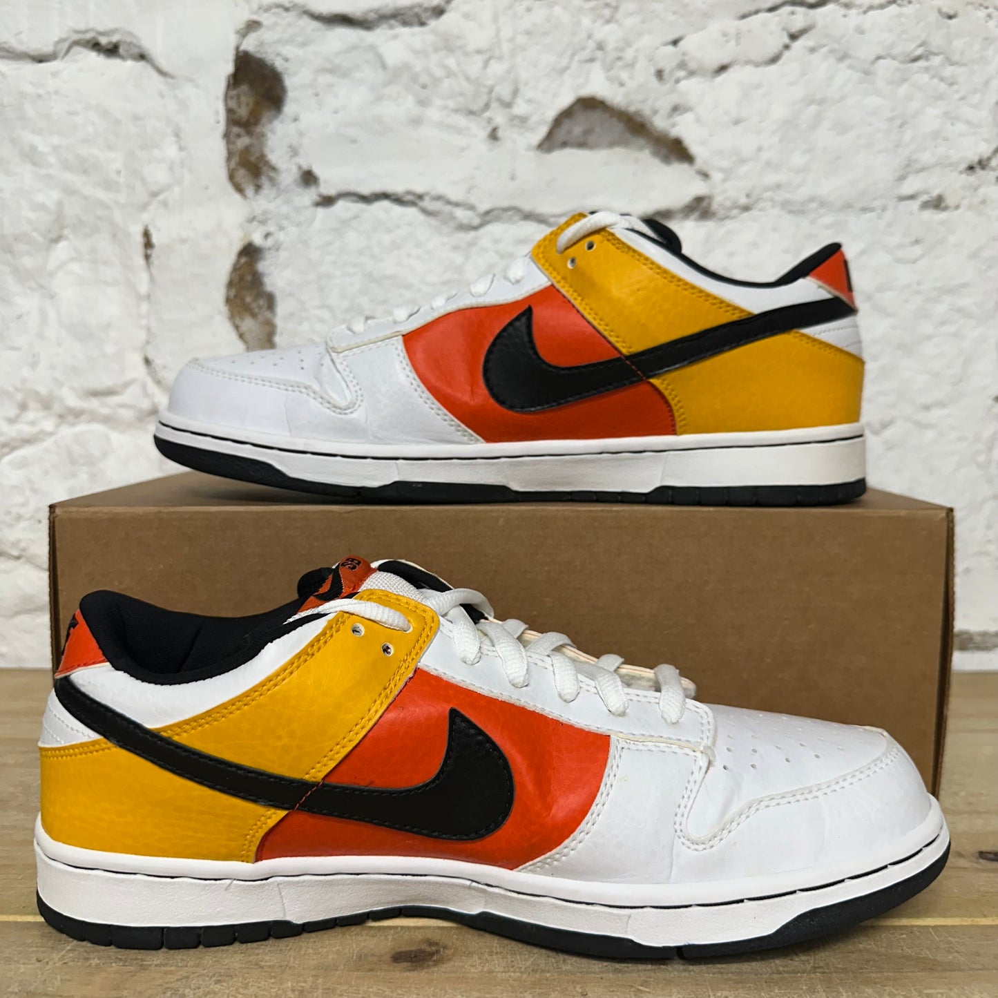 Nike Dunk Low SB Raygun Sz 10.5
