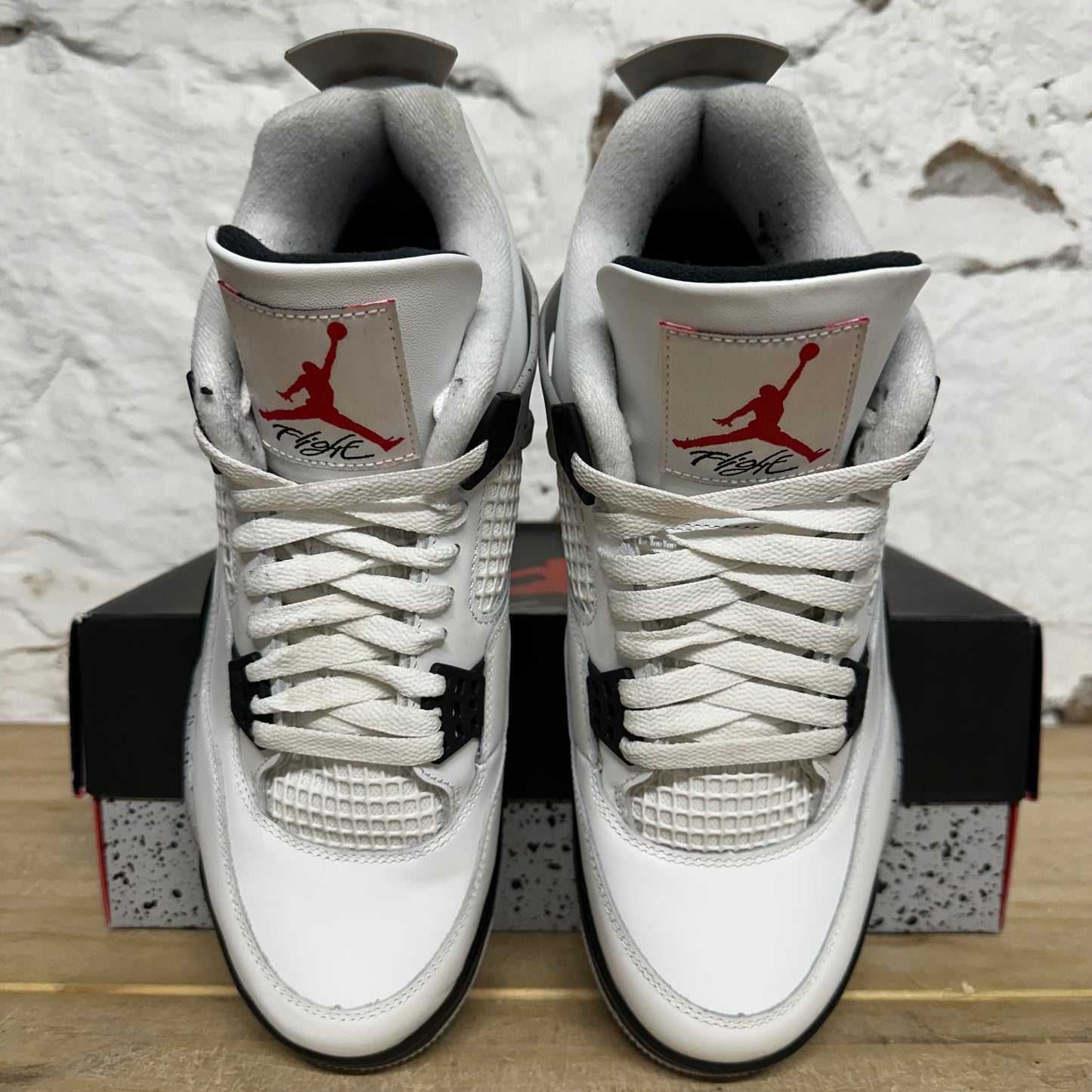 Air Jordan 4 White Cement Sz 10
