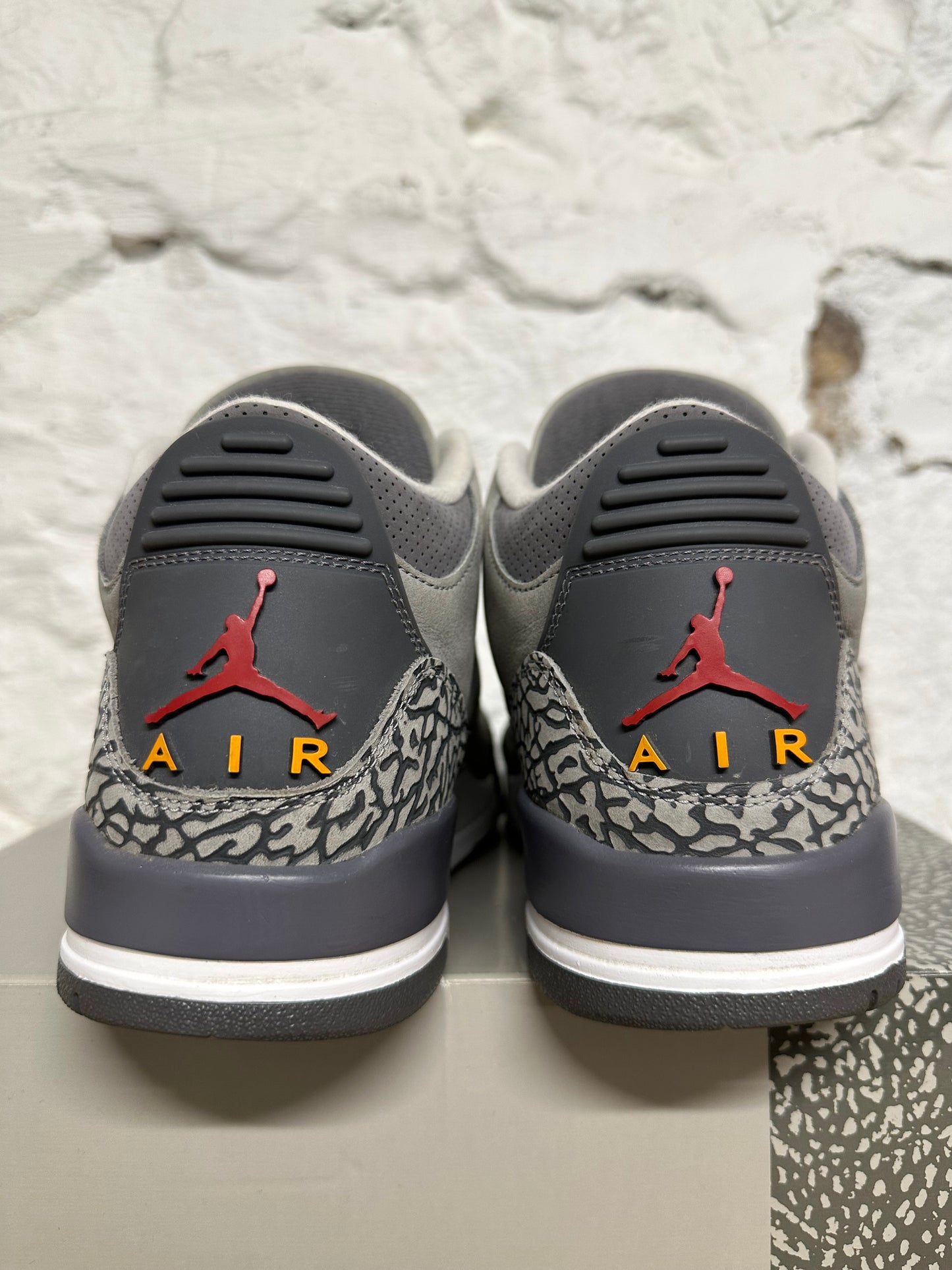 Air Jordan 3 Cool Grey Sz 10.5