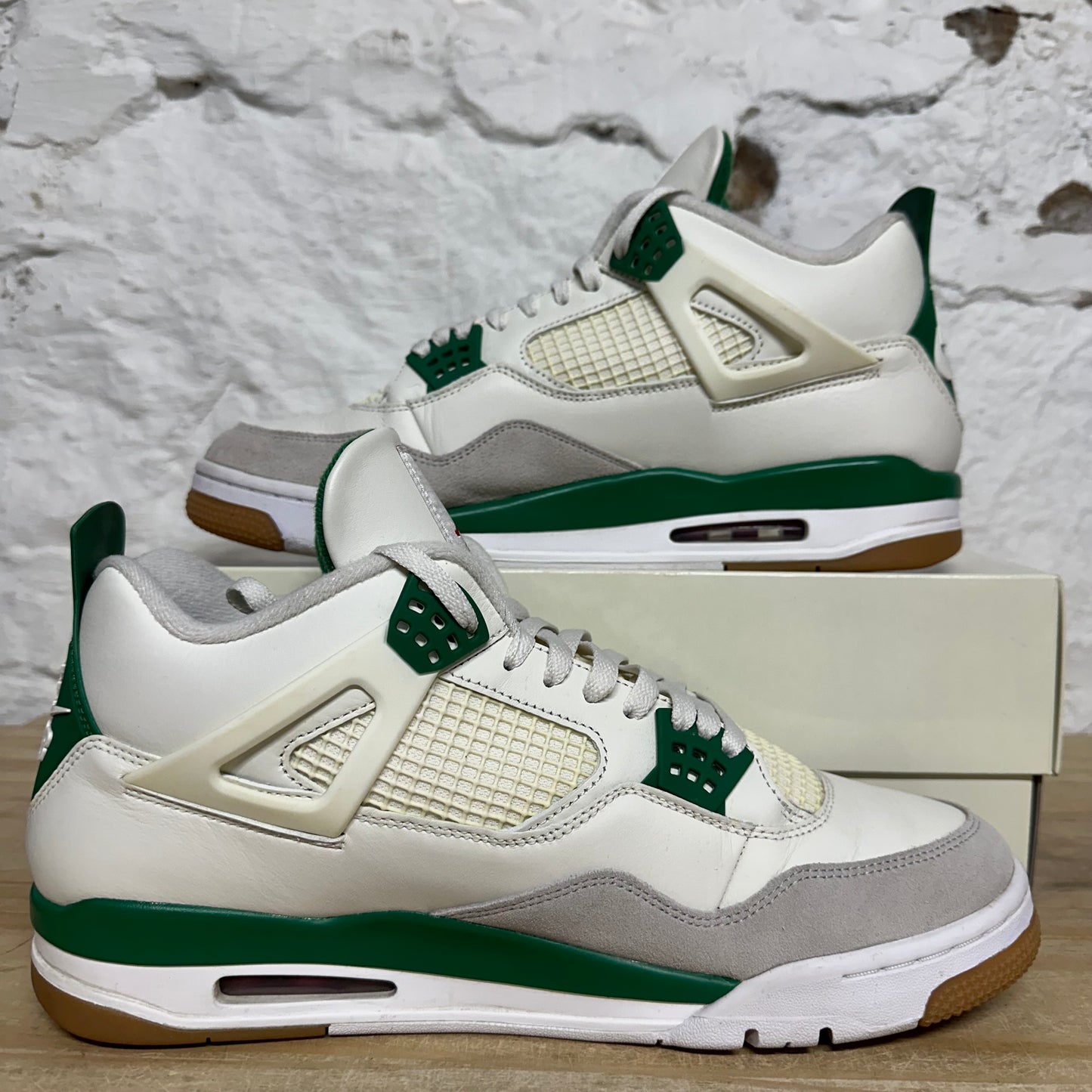 Air Jordan 4 SB Pine Green Sz 13