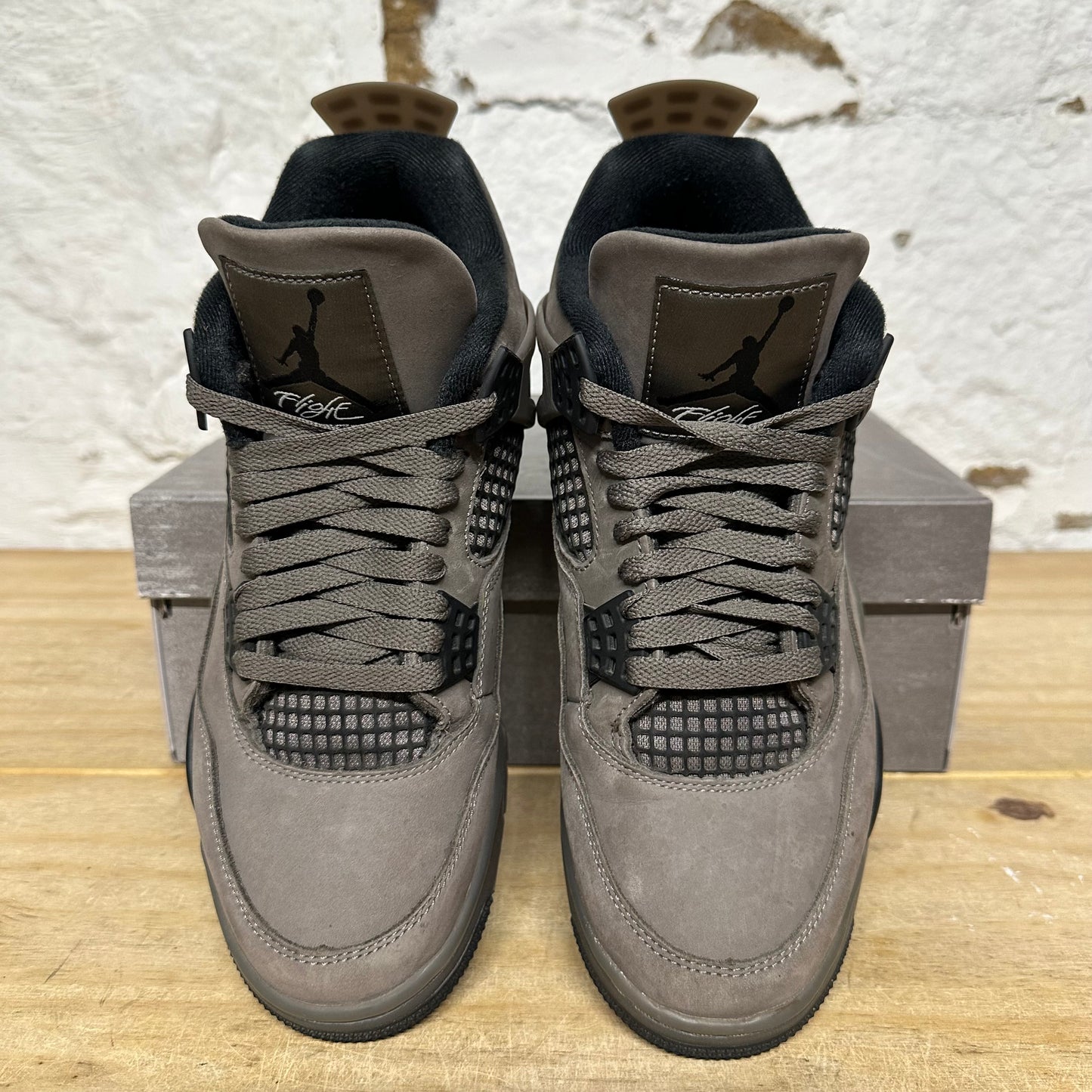 Air Jordan 4 Cave Stone Sz 8