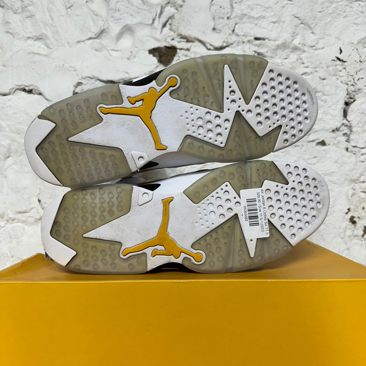 Air Jordan 6 Yellow Ochre Sz 11.5