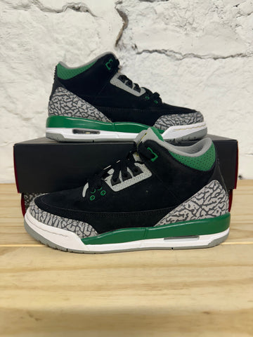 Air Jordan 3 Pine Green Sz 5.5Y