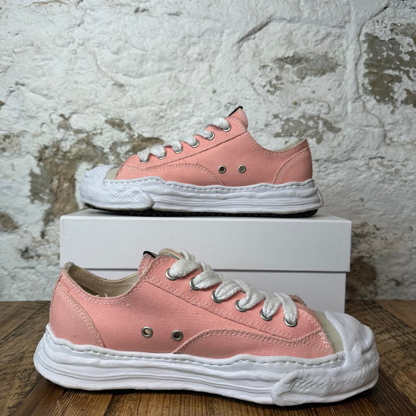 Maison Mihara Pink White Hank Sneaker Sz 11 (44)