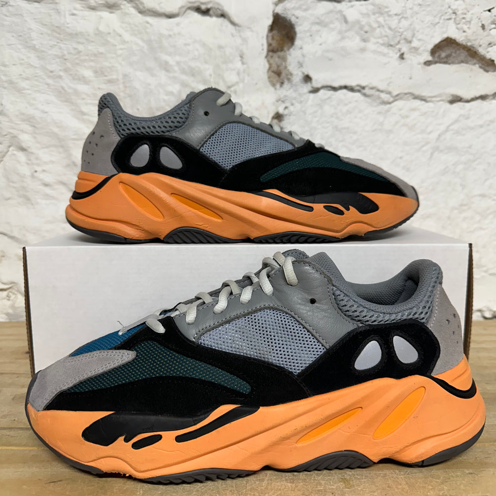 Yeezy 700 Wash Orange Sz 10.5