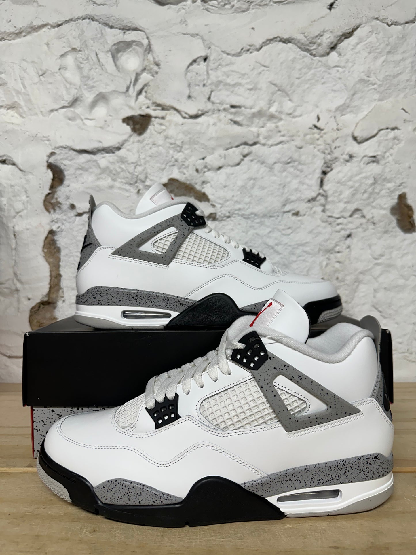 Air Jordan 4 White Cement (2025) Sz 12 DS