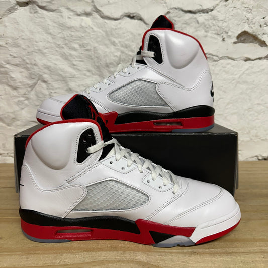 Air Jordan 5 Fire Red Black Tongue (2025) Sz 12